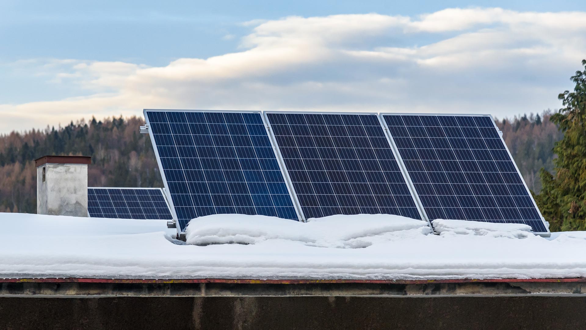 Painéis de energia solar no frio